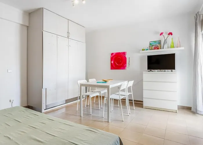 Lovelystay - Sweet Algarvian Escape Apartman